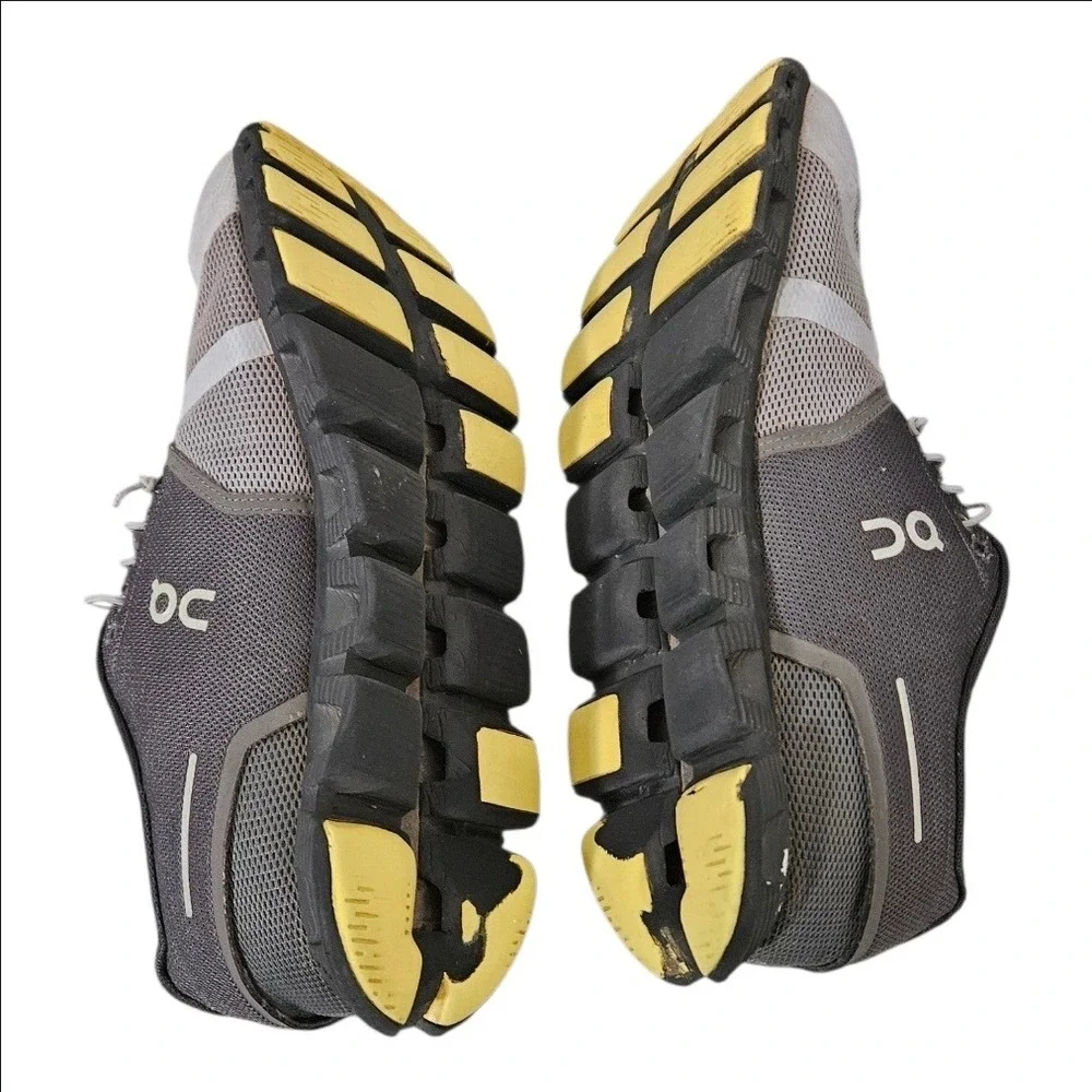 On Running Cloud 5 Shoes Mens 10 Grey Black Yellow Swiss Engineering 59.98166